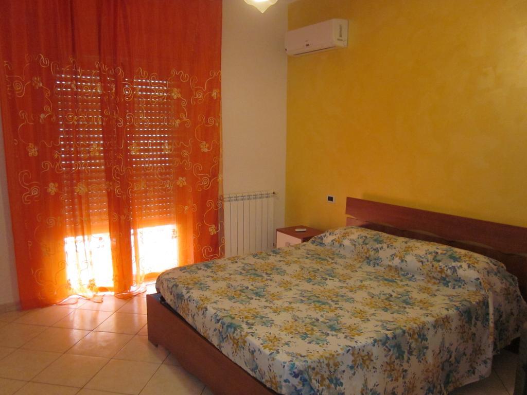 Appartamento Vallone Petrara Reggio Calabria Zimmer foto